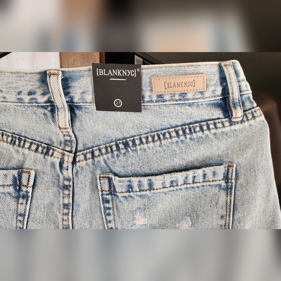 New! | Blank NYC | Women shorts - Picture 3 of 3